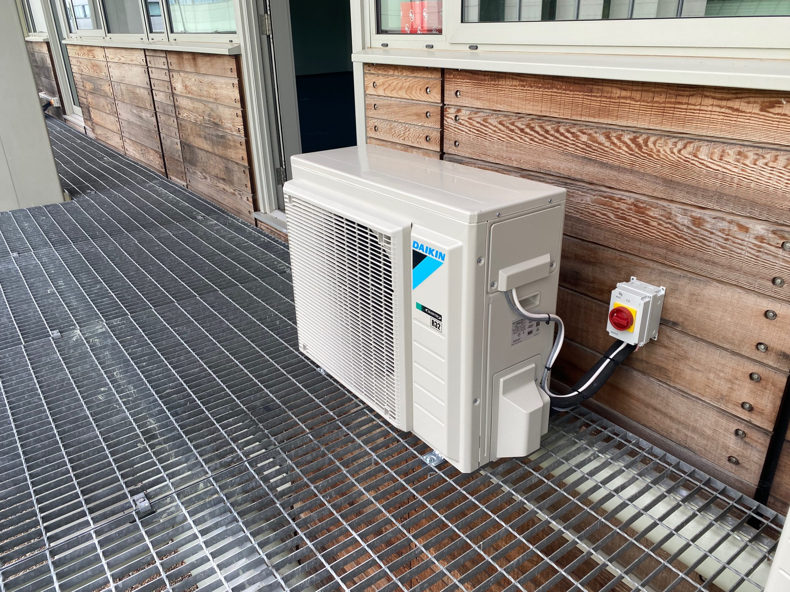 Daikin R32 Condenser on grating